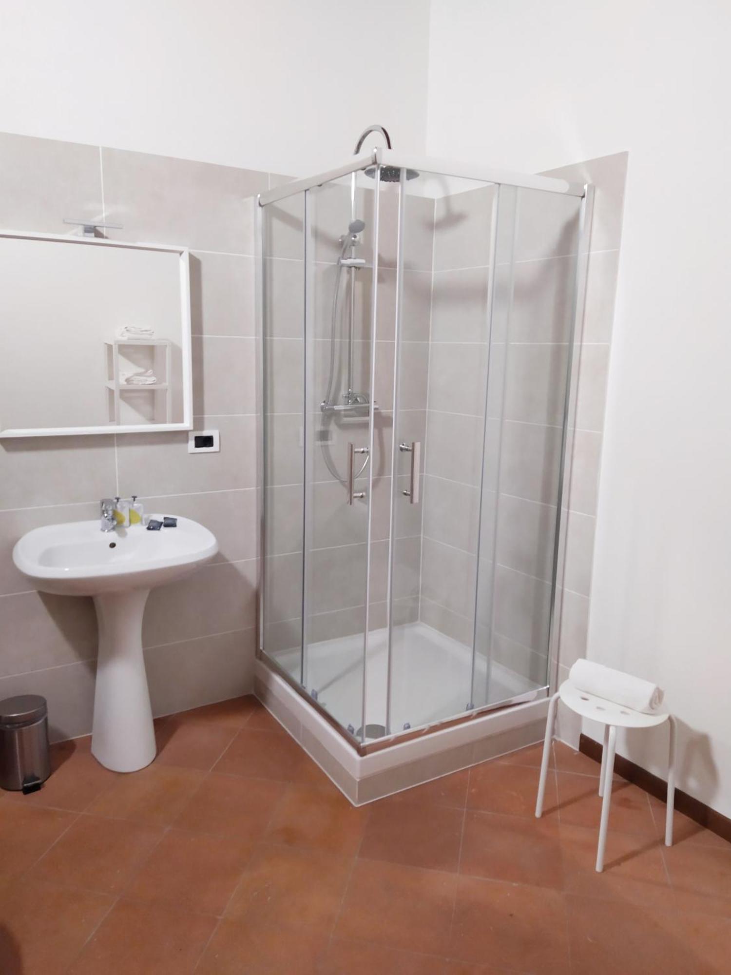 Hotel Carducci 49 Mantua Habitación foto